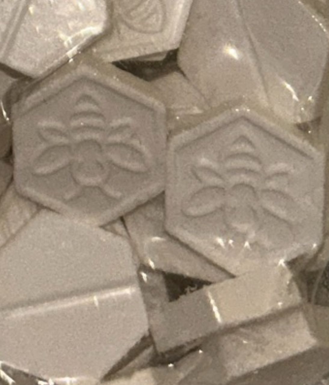 image 2CB HCL PRESSES ( 25mg) - Image 1